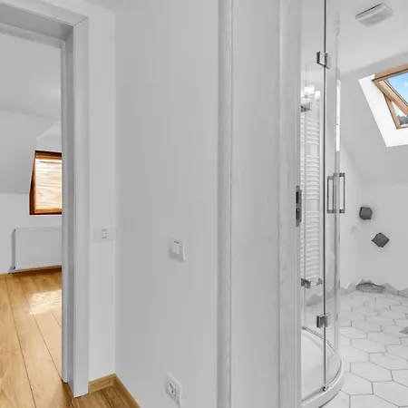Two Bedrooms Hytta Apartment *